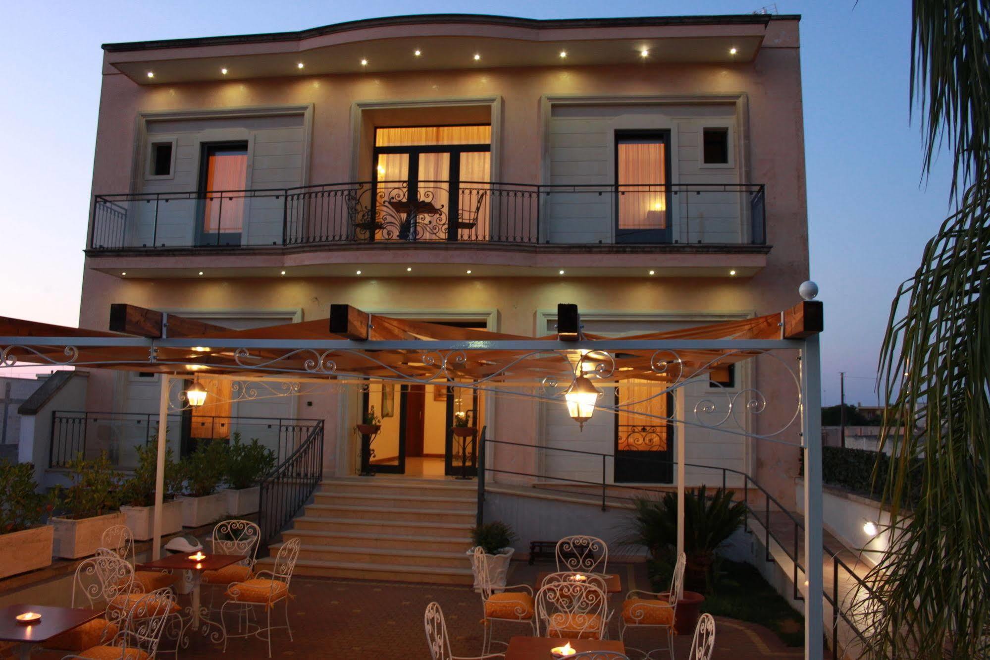 Kalinifta Residence Carpignano Salentino Exterior foto